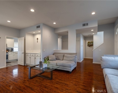 14526 Yukon Avenue - Photo Thumbnail 14