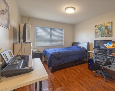 14526 Yukon Avenue - Photo Thumbnail 21