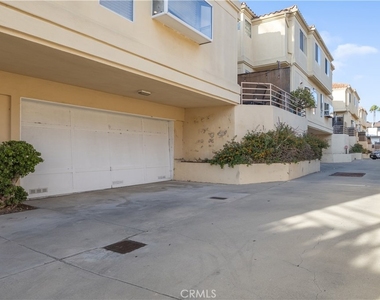 14526 Yukon Avenue - Photo Thumbnail 29
