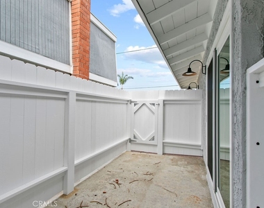 1703 Delaware Street - Photo Thumbnail 12
