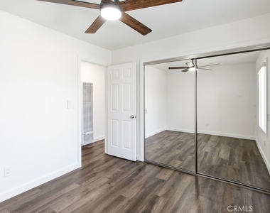 1703 Delaware Street - Photo Thumbnail 9