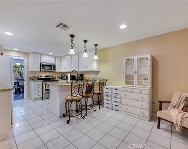 6646 Vista Loma - Photo Thumbnail 19