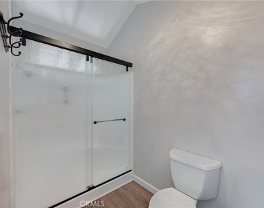 6646 Vista Loma - Photo Thumbnail 28