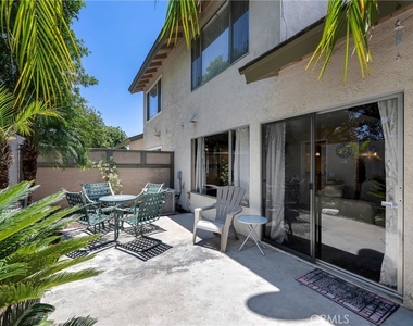 6646 Vista Loma - Photo Thumbnail 4