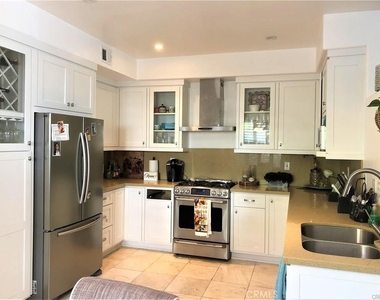 971 S Flintridge Way - Photo Thumbnail 5