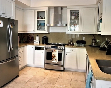 971 S Flintridge Way - Photo Thumbnail 3