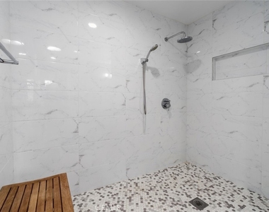 13014 Espinheira Drive - Photo Thumbnail 24