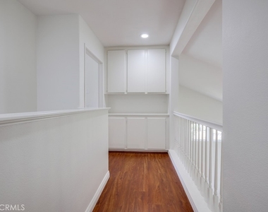 321 Riley Court - Photo Thumbnail 46