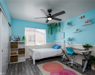2587 Macbeth Avenue - Photo Thumbnail 18