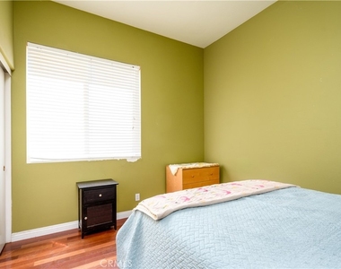 2587 Macbeth Avenue - Photo Thumbnail 13