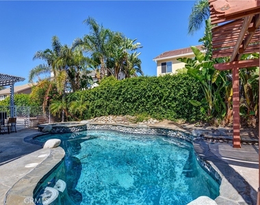 2587 Macbeth Avenue - Photo Thumbnail 2