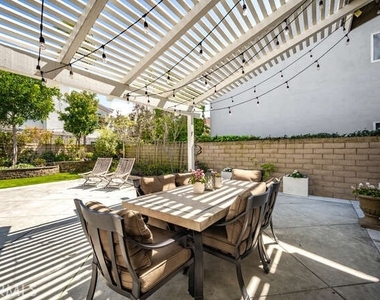 16332 Spartan Circle - Photo Thumbnail 13