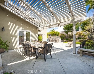 16332 Spartan Circle - Photo Thumbnail 11