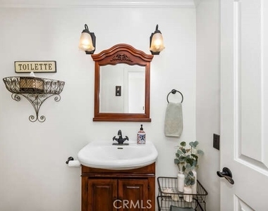 16332 Spartan Circle - Photo Thumbnail 60
