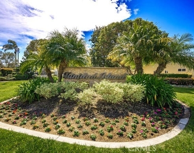 16332 Spartan Circle - Photo Thumbnail 2