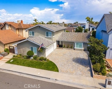 16332 Spartan Circle - Photo Thumbnail 1