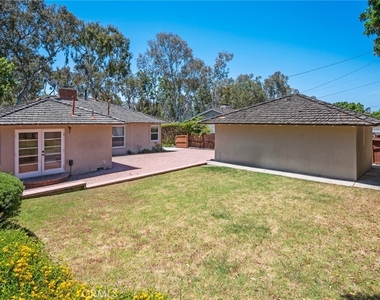 3409 Palos Verdes Drive N - Photo Thumbnail 22