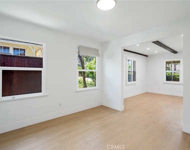 3409 Palos Verdes Drive N - Photo Thumbnail 29