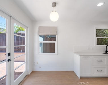 3409 Palos Verdes Drive N - Photo Thumbnail 31