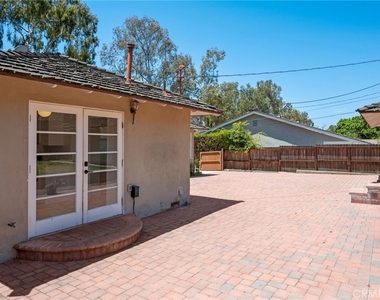3409 Palos Verdes Drive N - Photo Thumbnail 24
