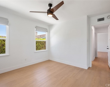 3409 Palos Verdes Drive N - Photo Thumbnail 43