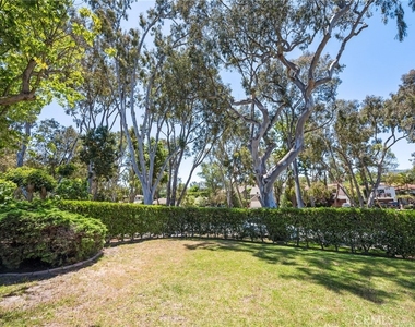3409 Palos Verdes Drive N - Photo Thumbnail 9