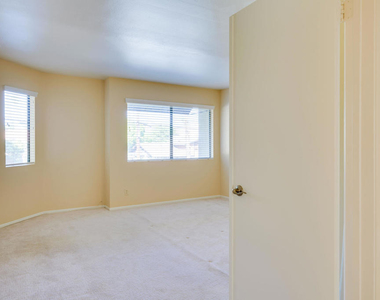 747 E California Boulevard - Photo Thumbnail 12