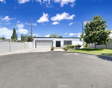 1015 E Walnut Avenue - Photo Thumbnail 33