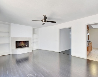 1015 E Walnut Avenue - Photo Thumbnail 23
