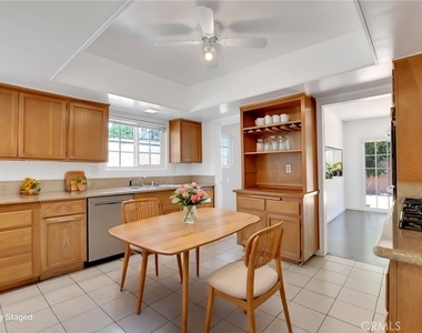1015 E Walnut Avenue - Photo Thumbnail 14