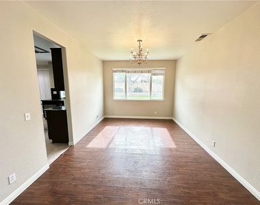 7407 Carrollton Place - Photo Thumbnail 12