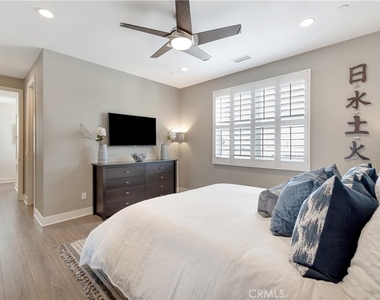 2105 Two Harbors Circle - Photo Thumbnail 34