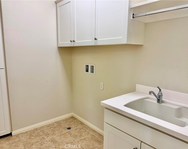 102 Chestnut Grove - Photo Thumbnail 20