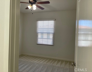 111 Holly Springs - Photo Thumbnail 20