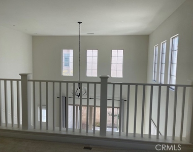 111 Holly Springs - Photo Thumbnail 12
