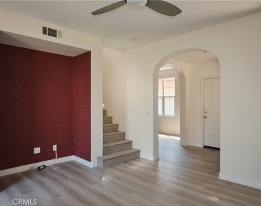 74 Alevera Street - Photo Thumbnail 3