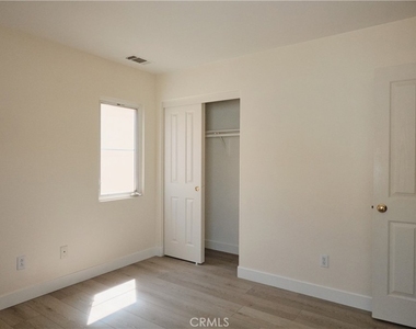 74 Alevera Street - Photo Thumbnail 7