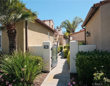 74 Alevera Street - Photo Thumbnail 1