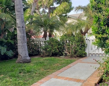 215 Knox Street - Photo Thumbnail 38