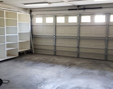 215 Knox Street - Photo Thumbnail 33