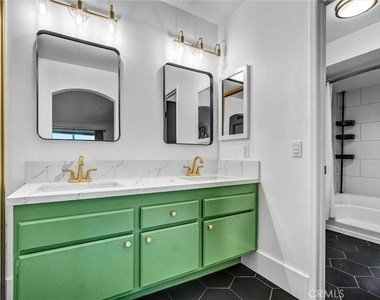 26606 La Roda - Photo Thumbnail 15
