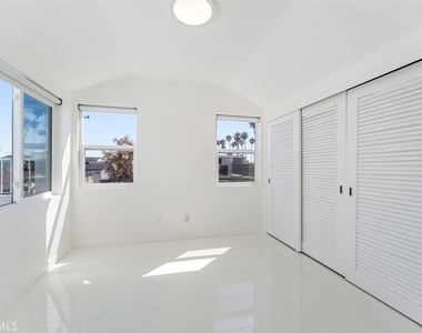 2830 2nd Avenue - Photo Thumbnail 31