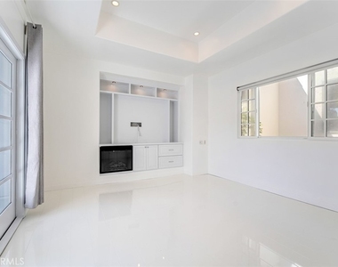 2830 2nd Avenue - Photo Thumbnail 18