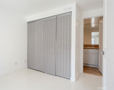 2830 2nd Avenue - Photo Thumbnail 24