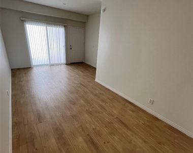 17168 Newhope - Photo Thumbnail 3