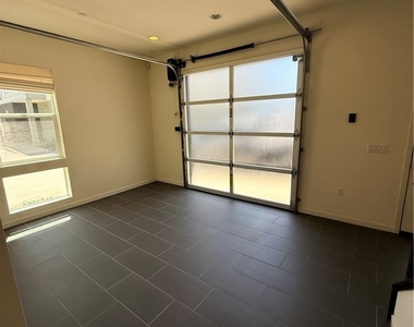 1527 Sullivan Avenue - Photo Thumbnail 40