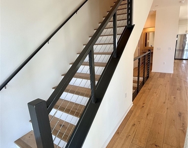1527 Sullivan Avenue - Photo Thumbnail 21