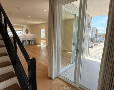 1527 Sullivan Avenue - Photo Thumbnail 34