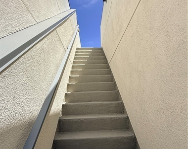 1527 Sullivan Avenue - Photo Thumbnail 29