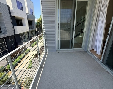 1527 Sullivan Avenue - Photo Thumbnail 11